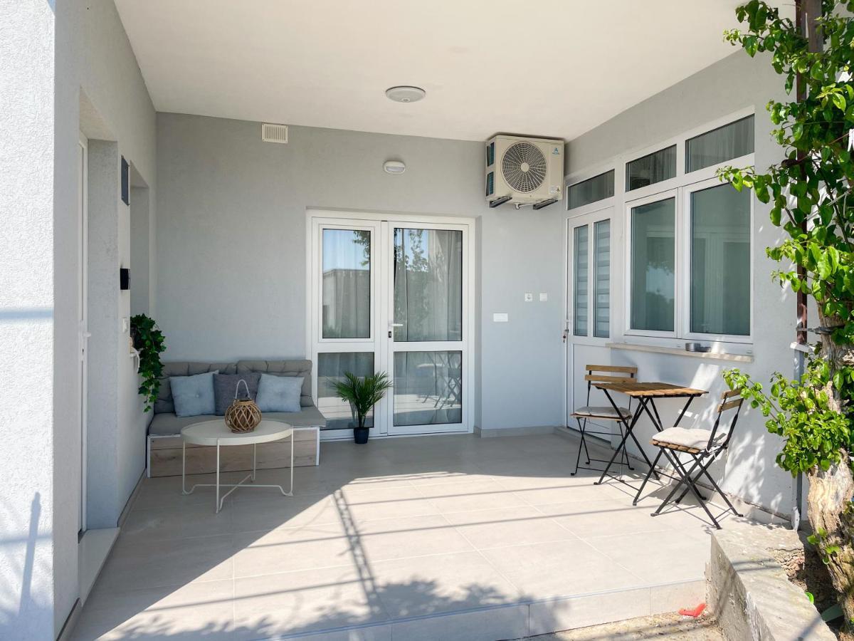 Modern Studio Overlooking Downtown Makarska Luaran gambar